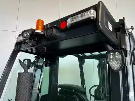 Dízel targoncák 2025  Bobcat D30S-9 (7)
