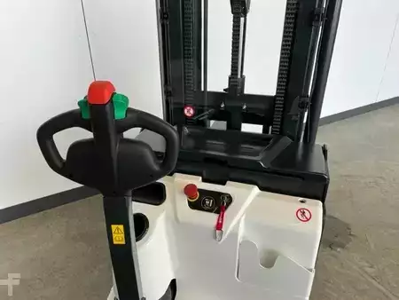 Pinontavaunu 2025  Bobcat BSL16-NI (2)