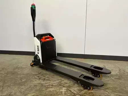 Transpalettes électriques 2025  Bobcat LPM15N (3)