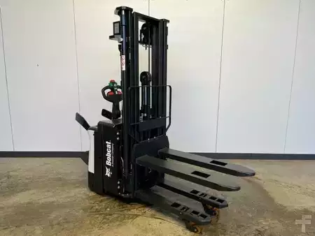 Pinontavaunu 2025  Bobcat BSR16-NI (4)