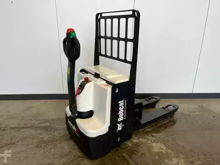 Transpalettes électriques 2025  Bobcat BPM20N (1)