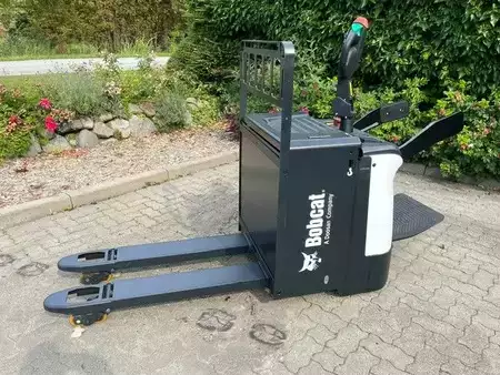 Nízkozdvižný vozík 2025  Bobcat BPR25N (5)