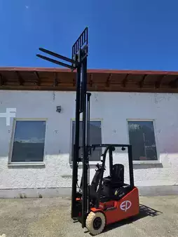 Elektromos 3 kerekű 2026  EP Equipment TCL152 (3)