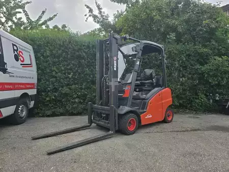 Treibgasstapler 2012  Linde H20T-01 (2)