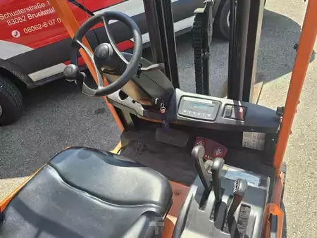 Eléctrica de 3 ruedas 2008  Hyster J2.00XMT (5)