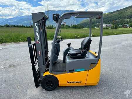 Elettrico 3 ruote 2022  Jungheinrich EFG 113 - 300ZZ (2)