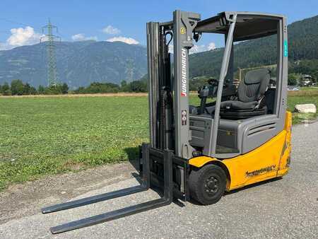 Elektro 3 Rad 2019  Jungheinrich EFG 215 - 290ZZ (1)