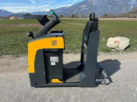 Traktor 2014  Jungheinrich EZS 130 (2)