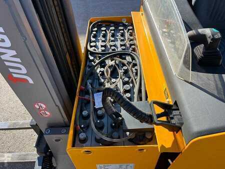 Carrelli retrattili 2018  Jungheinrich ETV 112 - 590DZ (8)