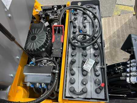 Elektro 3 Rad 2022  Jungheinrich EFG 110k - 500DZ (9)