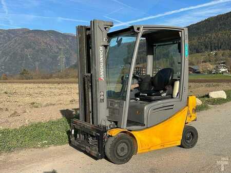 Eléctrica de 4 ruedas 2018  Jungheinrich EFG 316k - 440DZ (1)