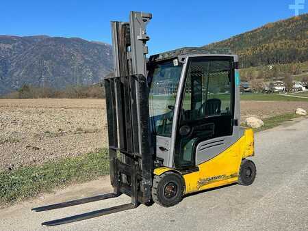 Elektro 4 Rad 2020  Jungheinrich EFG 318 - 400ZT (1)