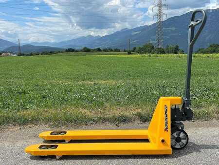 Electric Pallet Jacks 2022  Jungheinrich AM 20 - DOPPEL ROLLE (5)