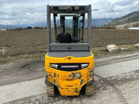 Elektryczne 4-kołowe 2019  Jungheinrich EFG S30 - 470DZ (3)