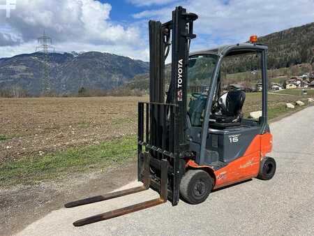 Elektro čtyřkolový VZV 2017  Toyota 8FBMK16T - 3450 mm (1)