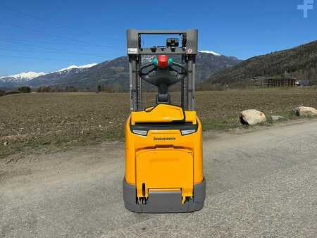 Stoccatori uomo a piedi 2023  Jungheinrich ERC 214 - 409DZ (3)