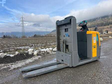 Stoccatori uomo a piedi 2017  Jungheinrich ECE 310 HP (4)