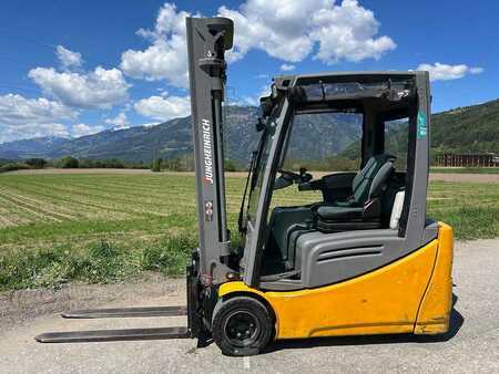Carrelli elettrici 3 ruote 2018  Jungheinrich EFG 220 - 550DZ (2)