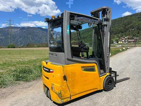 Carrelli elettrici 3 ruote 2018  Jungheinrich EFG 220 - 550DZ (4)