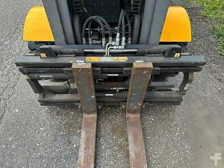 Carrelli elettrici 4 ruote 2021  Jungheinrich EFG S40 - 330ZT (6)