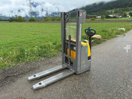 Apilador eléctrico 2017  Jungheinrich EJC 110i - 250ZZ (4)