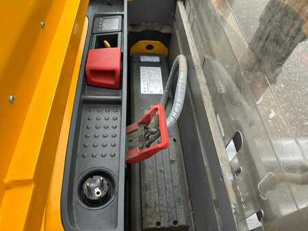 Apilador eléctrico 2017  Jungheinrich EJC 110i - 250ZZ (8)
