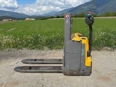 Ruční vysokozdvižný vozík 2017  Jungheinrich EJD 118i - 166ZT (5)