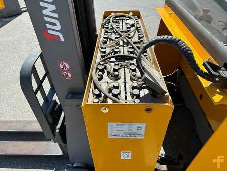 Carrelli retrattili 2020  Jungheinrich ETV 214 - 710DZ (8)