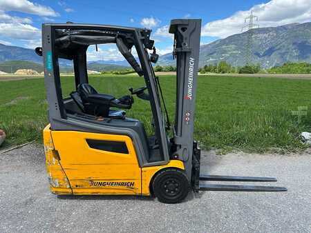 Carrelli elettrici 3 ruote 2021  Jungheinrich EFG 216k - 464DZ (5)