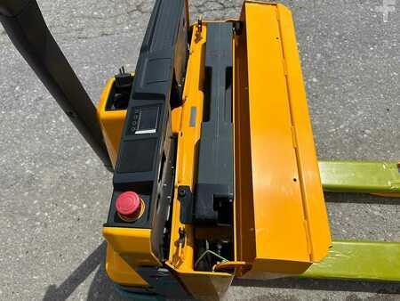 Niederhubwagen 2023  Jungheinrich EJE 116i (8)