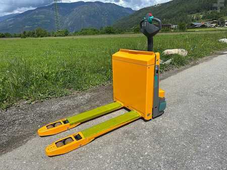 Elektrische palletwagens 2023  Jungheinrich EJE 116i (4)