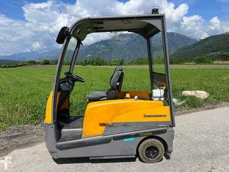 Schlepper 2017  Jungheinrich EZS 5100XL (5)