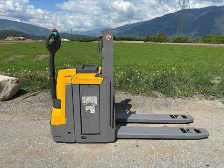 Pinontavaunu 2020  Jungheinrich EJD 220 - 166ZT (2)