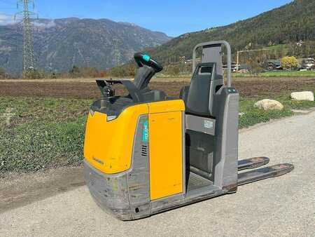 Stoccatori uomo a piedi 2020  Jungheinrich ECE 220 (1)