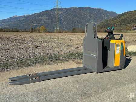 Stoccatori uomo a piedi 2016  Jungheinrich ECE 225 - 2400mm (4)
