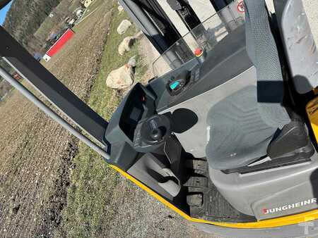 Schubmaststapler 2017  Jungheinrich ETV 112 - 590DZ (6)
