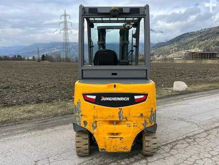 Elektryczne 4-kołowe 2019  Jungheinrich EFG S30 - 470DZ (3)