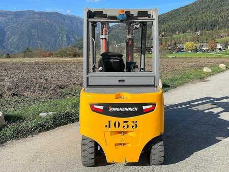 Elektryczne 4-kołowe 2019  Jungheinrich EFG S30 - 330ZT (3)