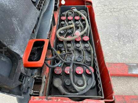 Transpallet elettrici 2016  Linde T18 (8)