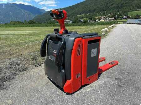 Stoccatori uomo a piedi 2020  Linde T20AP (1)