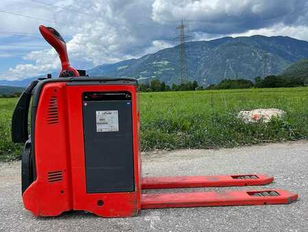 Stoccatori uomo a piedi 2020  Linde T20AP (2)