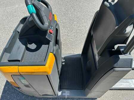 Wózki z platformą operatora 2019  Jungheinrich ECE 225i - 2400mm (6)