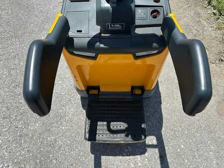 VZV s plošinou pro řidiče 2018  Jungheinrich ERE 125i (6)