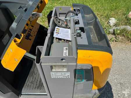 Wózki z platformą operatora 2019  Jungheinrich ECE 225i - 2400mm (9)