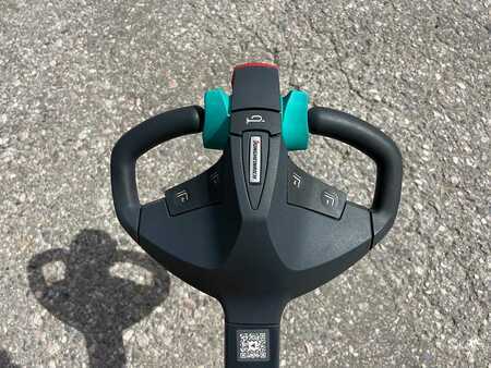 Hochhubwagen 2021  Jungheinrich EMC 105 - 200E (6)