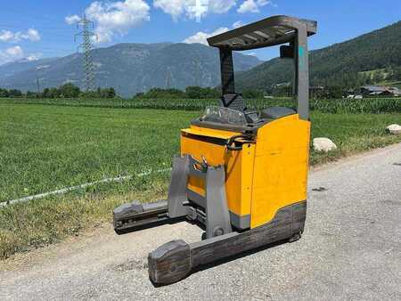 Carretilla retráctil 2019  Jungheinrich ETV 318i - 1112DZ (1)