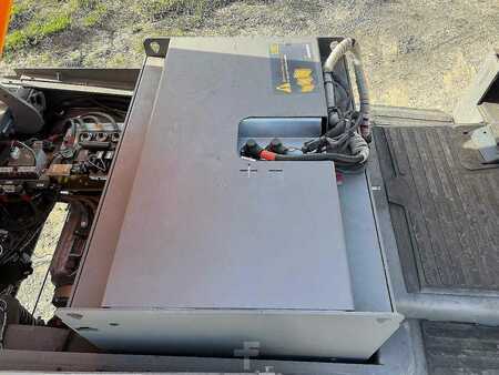 Rebocador 2018  Jungheinrich EZS 570i (8)