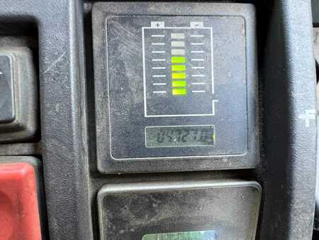 VZV s plošinou pro řidiče 2014  Jungheinrich ECE 225 HP - 2400mm (7)