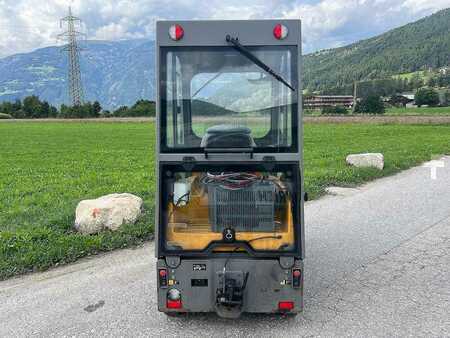 Tahač 2018  Jungheinrich EZS 590 (3)