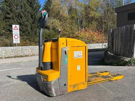 Lavansiirtovaunu 2021  Jungheinrich EJE 225 (1)